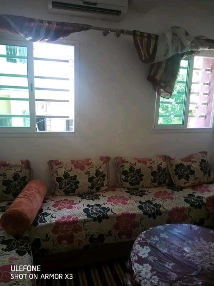 السخينات Apartment Es Skhinat Bagian luar foto